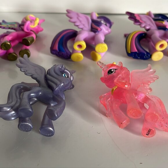 7 My Little Pony G4 Princess Luna Celestia Cadance Twilight Mini MLP Blind Bag - Picture 15 of 16
